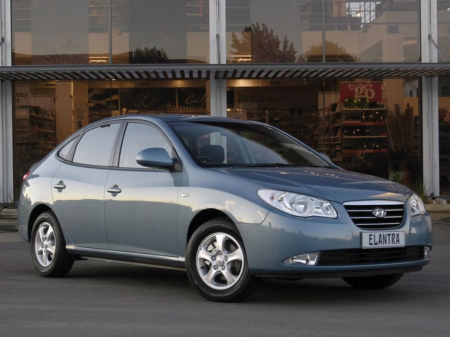  Hyundai Elantra 2007 года  (ZA) (фото 14 из 16)